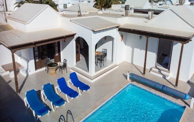 Villa Leonor - Photo 2